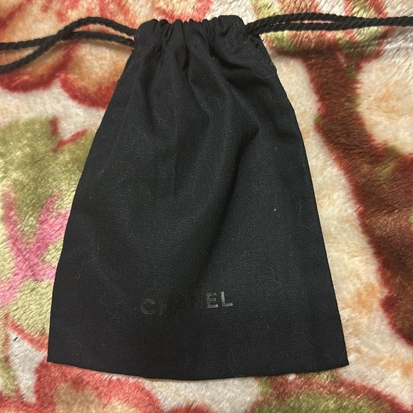Small fashion chanel dust bag - Picture 3 of 5